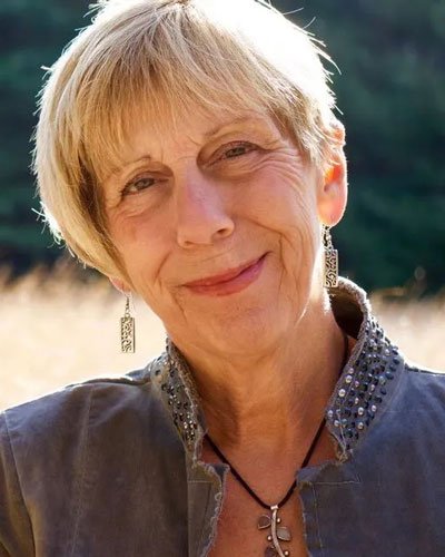 Kelly DuMar portrait